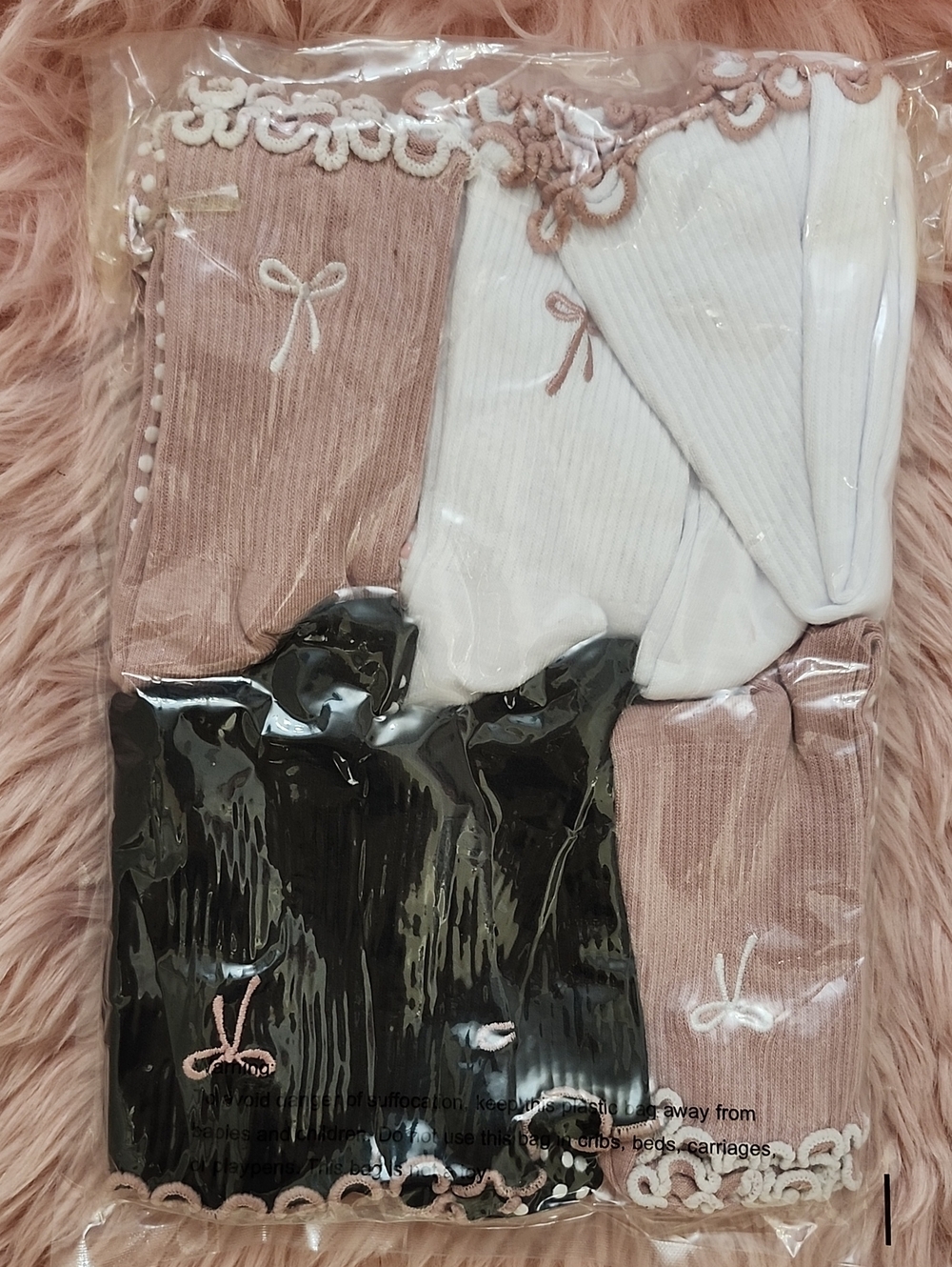 Brand New SCENICAMP WOMEN'S YOGA NON-SLIP RUFFLE BOW SOCKS-6CT